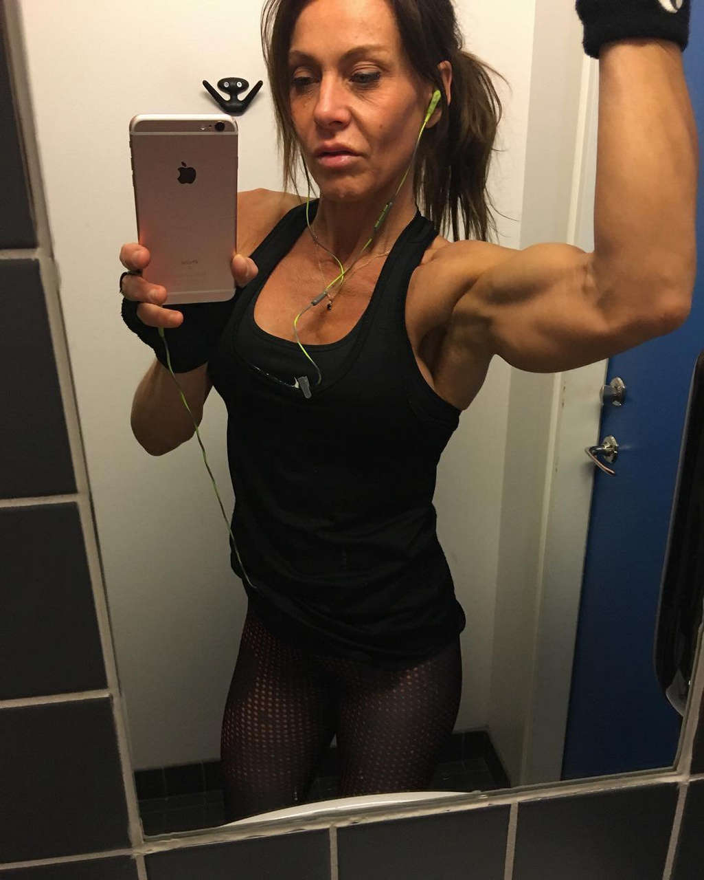 Annika Kocadag Muscles