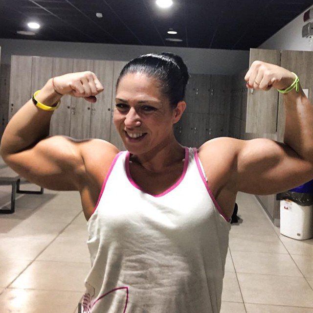 Antonella Lella Val Muscles