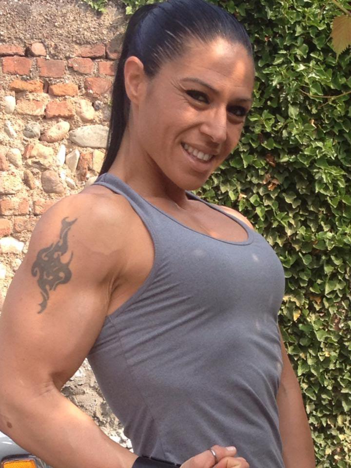 Antonella Lella Val Muscles