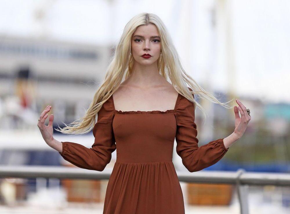 Anya Taylor Joy Pokies