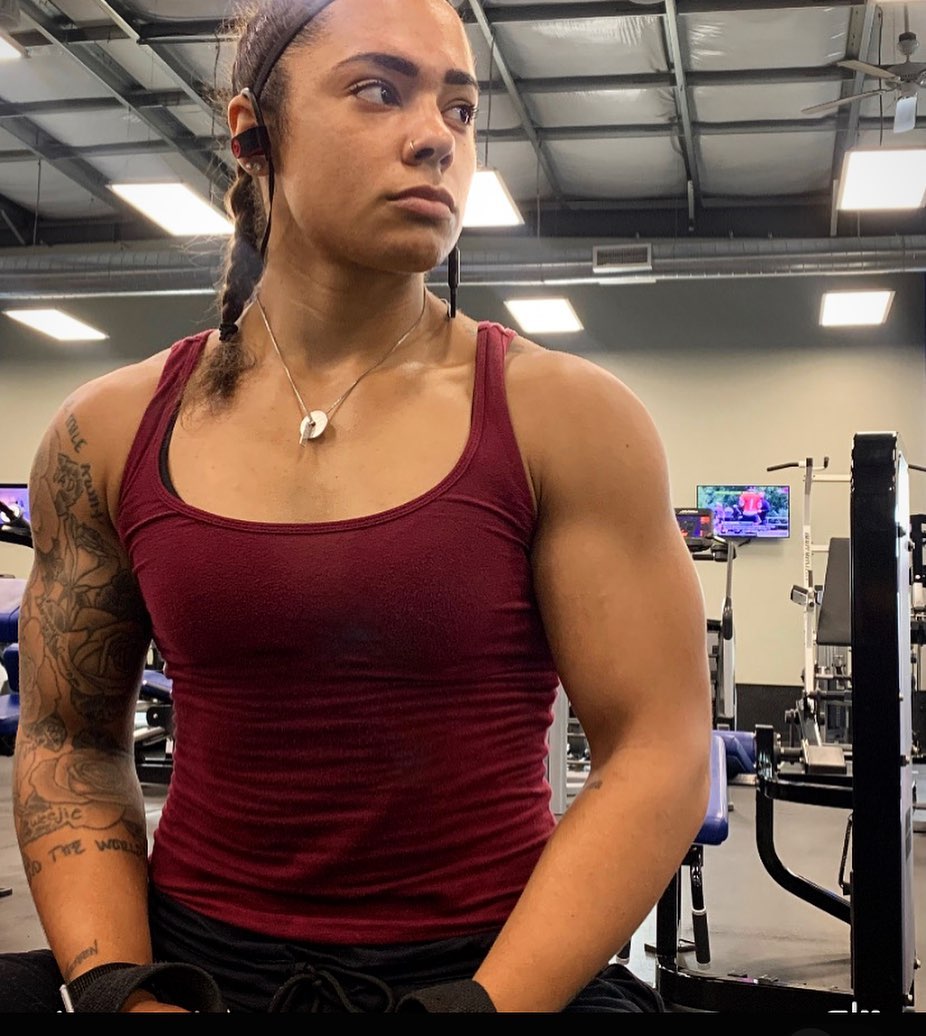 Ari Ariii Muscles