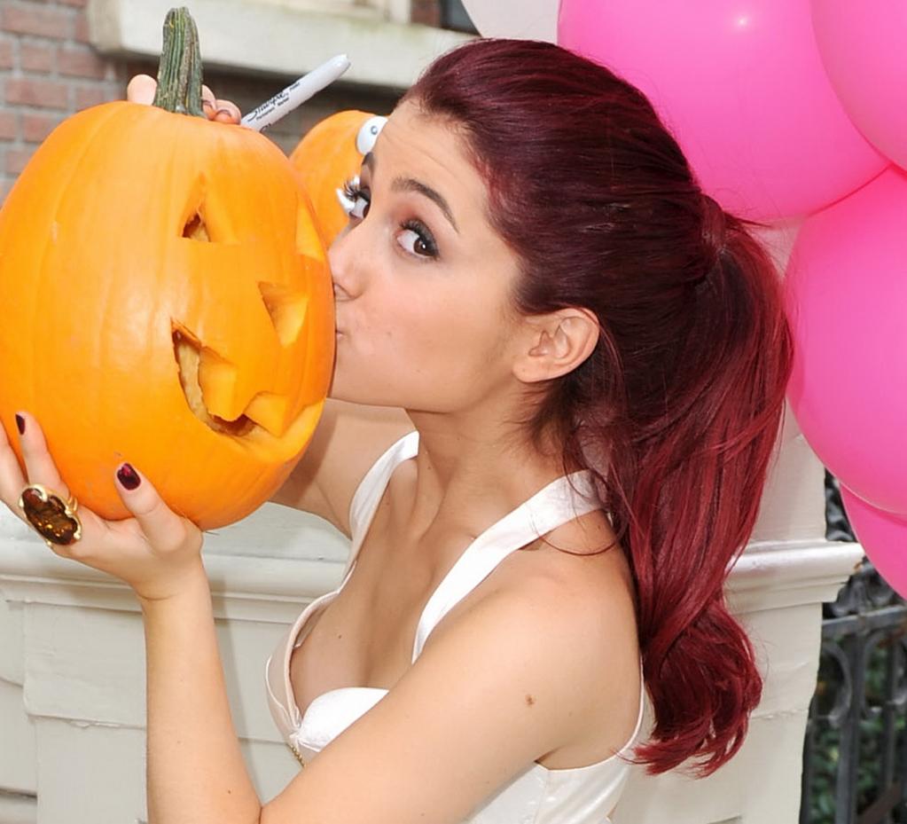 Ariana Grande Its That Time Of Year Again Almost NSFW