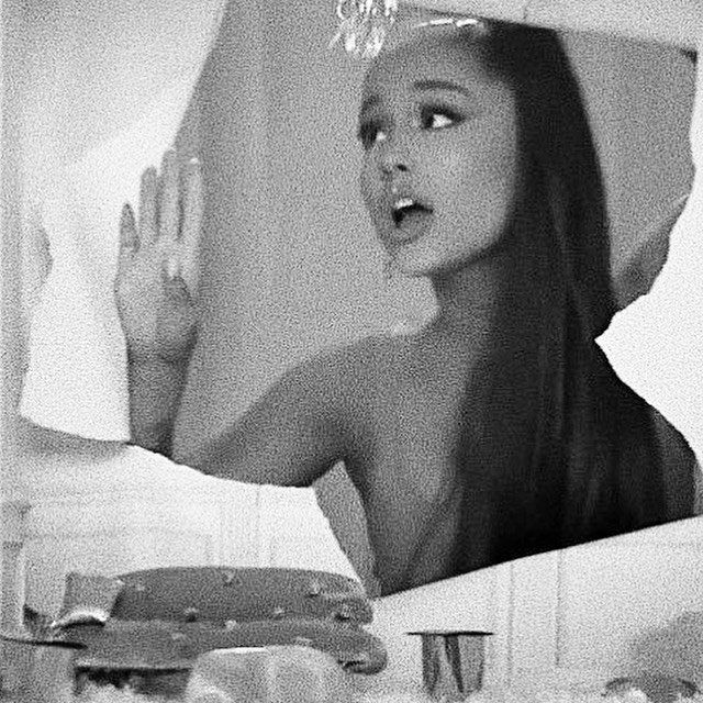 Ariana Grande NSFW