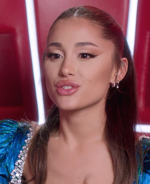 Ariana Grande NSFW