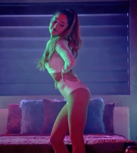 Ariana Grande NSFW