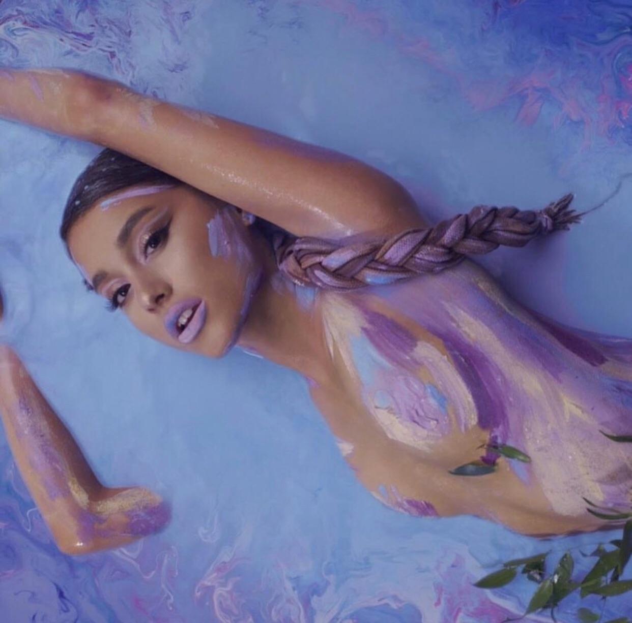 Ariana Grande NSFW