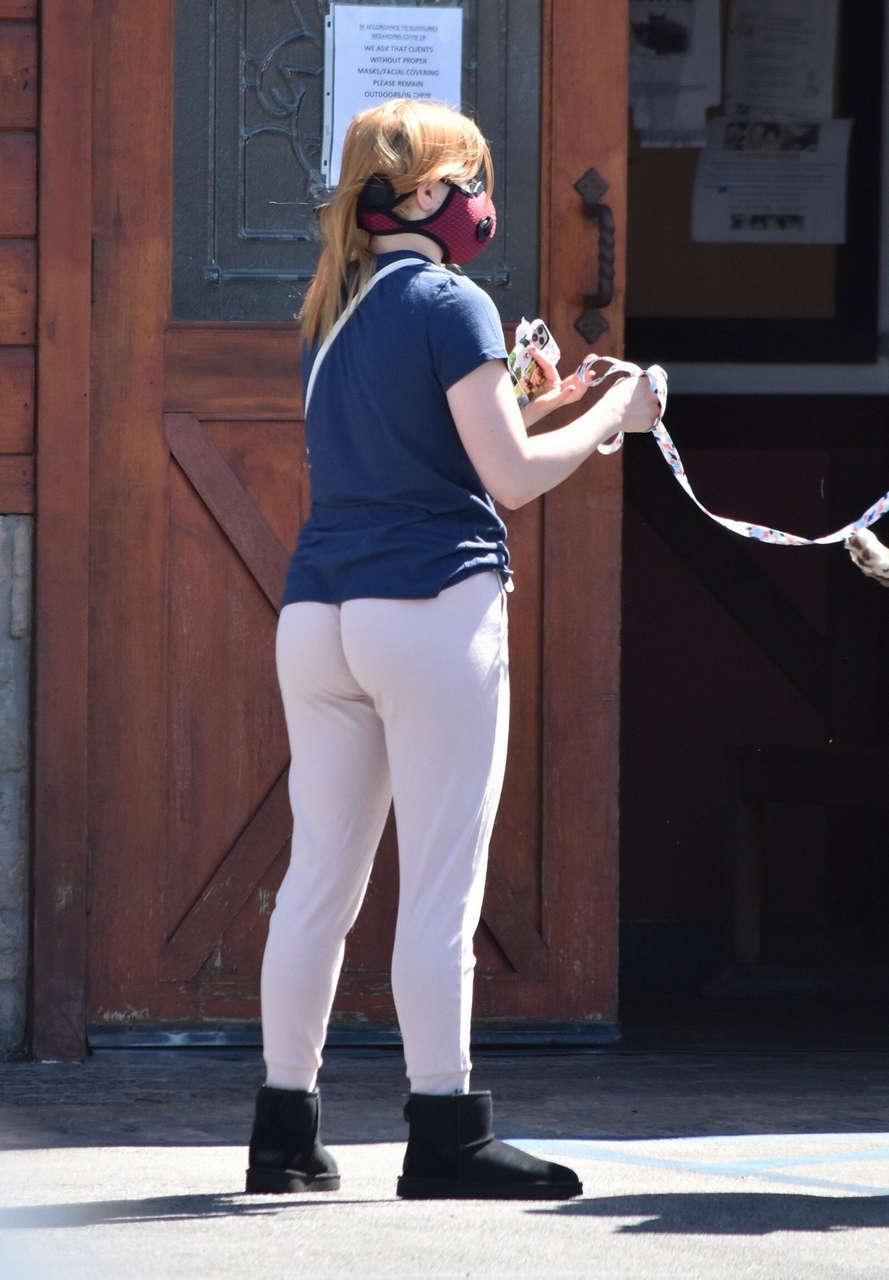 Ariel Winter Ass