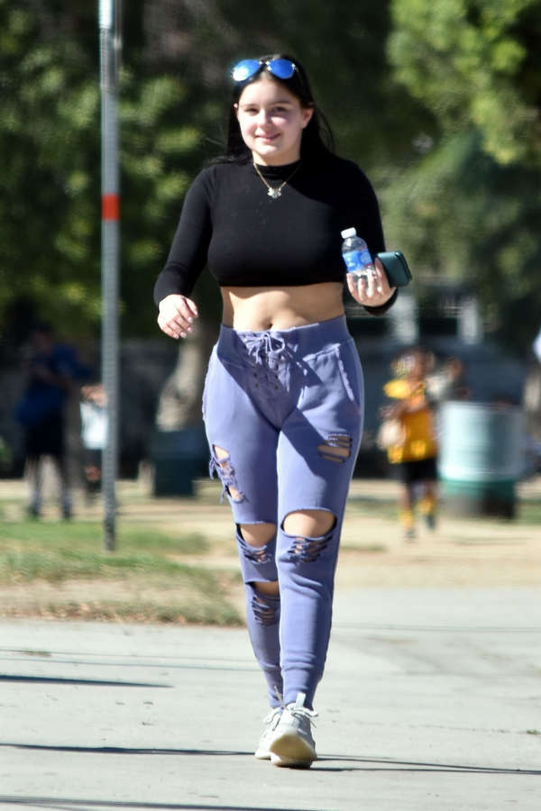 Ariel Winter NSFW