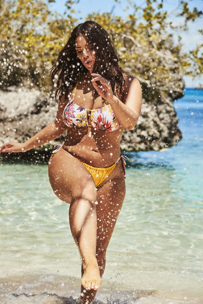 Ashley Graham Bikinis And Swimsuits For All Summer Collection