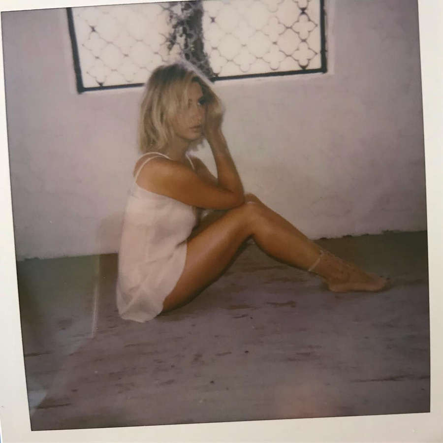 Ashley Tisdale NSFW