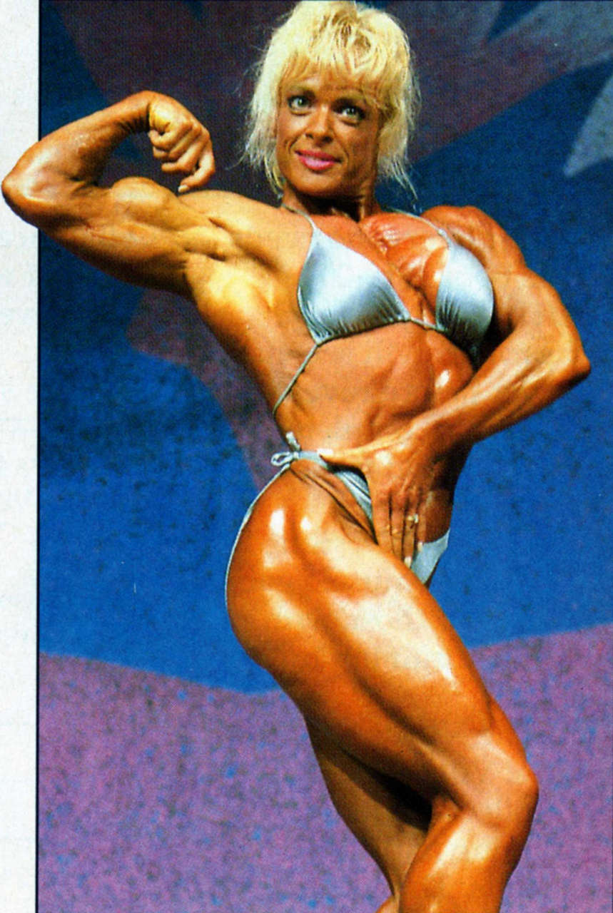 Astrid Falconi Muscles