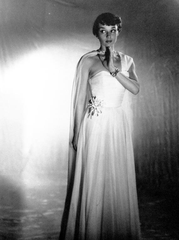 Audrey Hepburn Photographed By Antony Beauchamp 1949 NSF