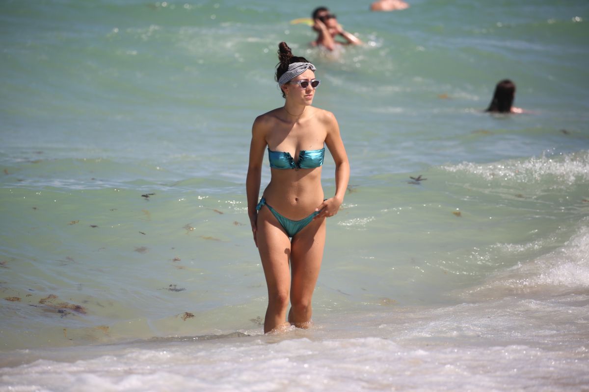 Aurora Ramazzotti Bikini Beach Miami