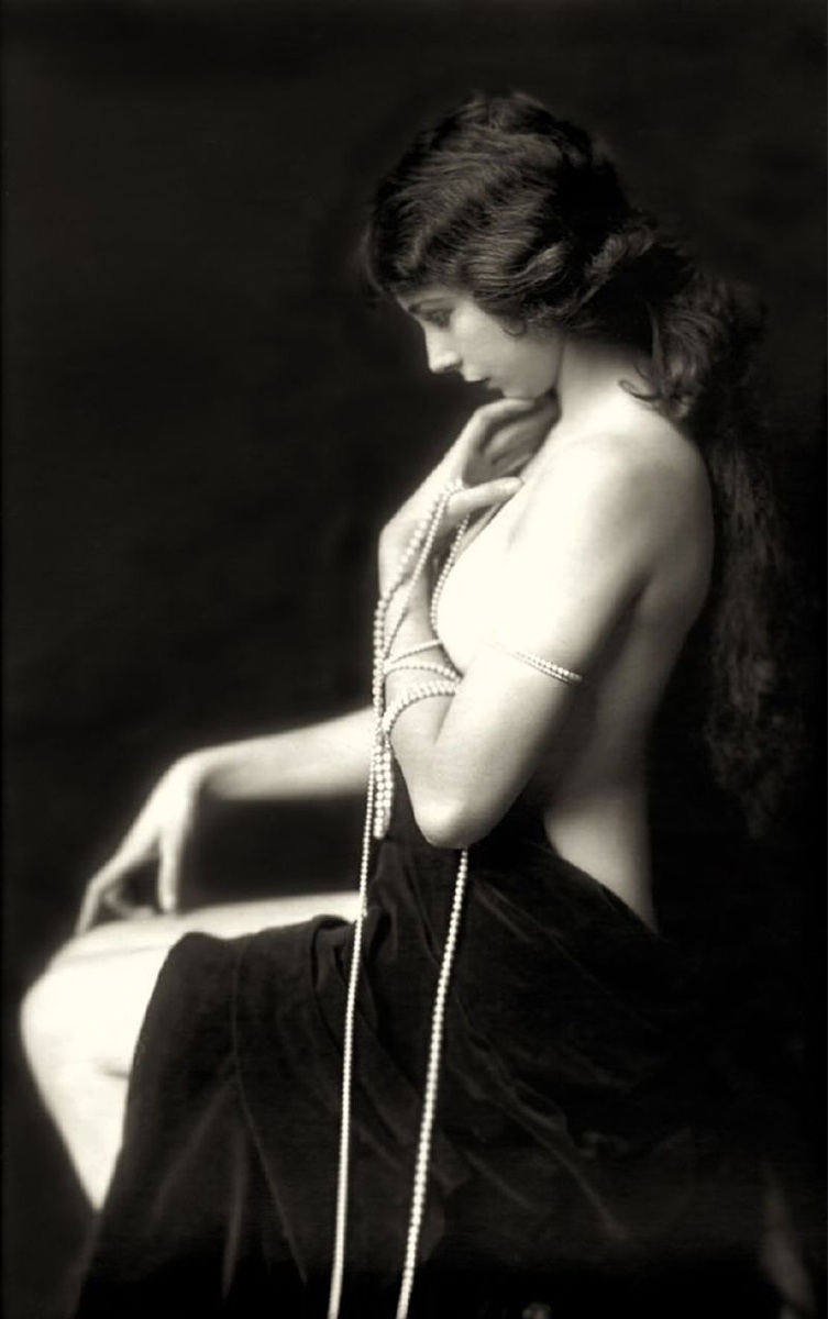 Ava Land Ziegfeld Girl 1921 NSF