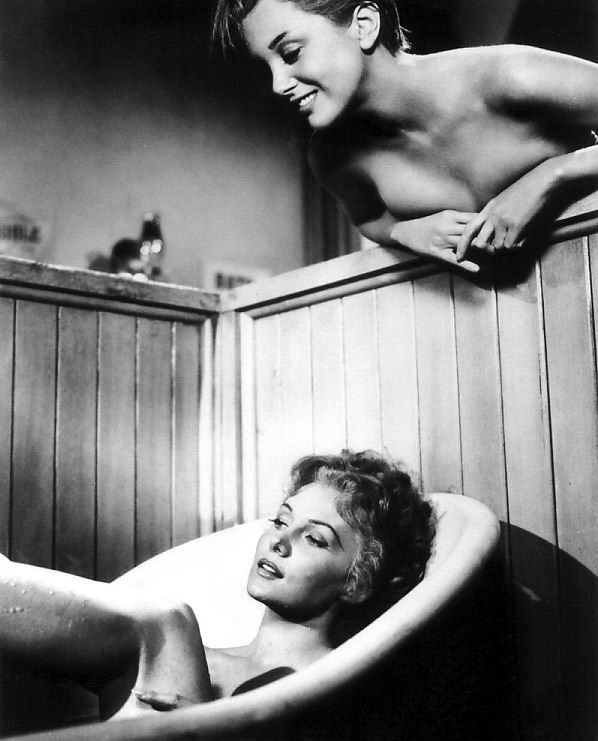 Bathtime For Rhonda Fleming And Jan Sterling Pony Expess 1953 NSF