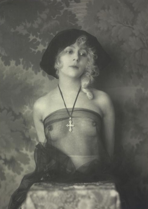 Belle Epoque French Model Unknown Date Unknown NSF