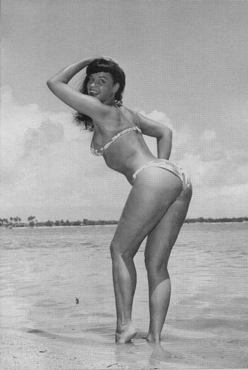 Bettie Page NSFW