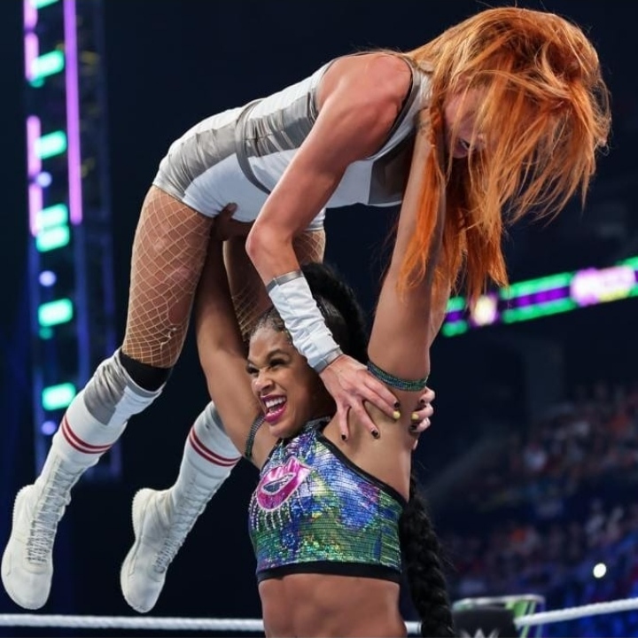 Bianca Belair Becky Lynch Muscles