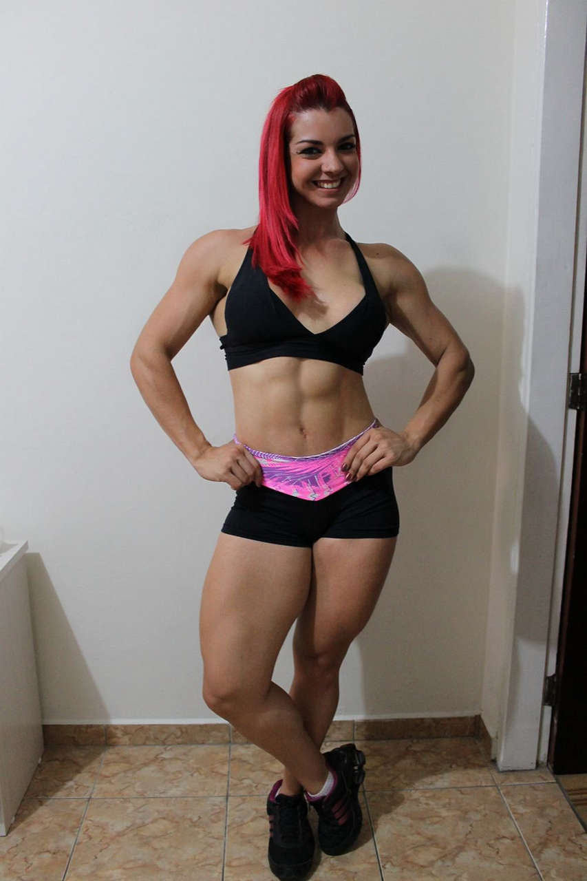 Bianca Ruiva Muscles