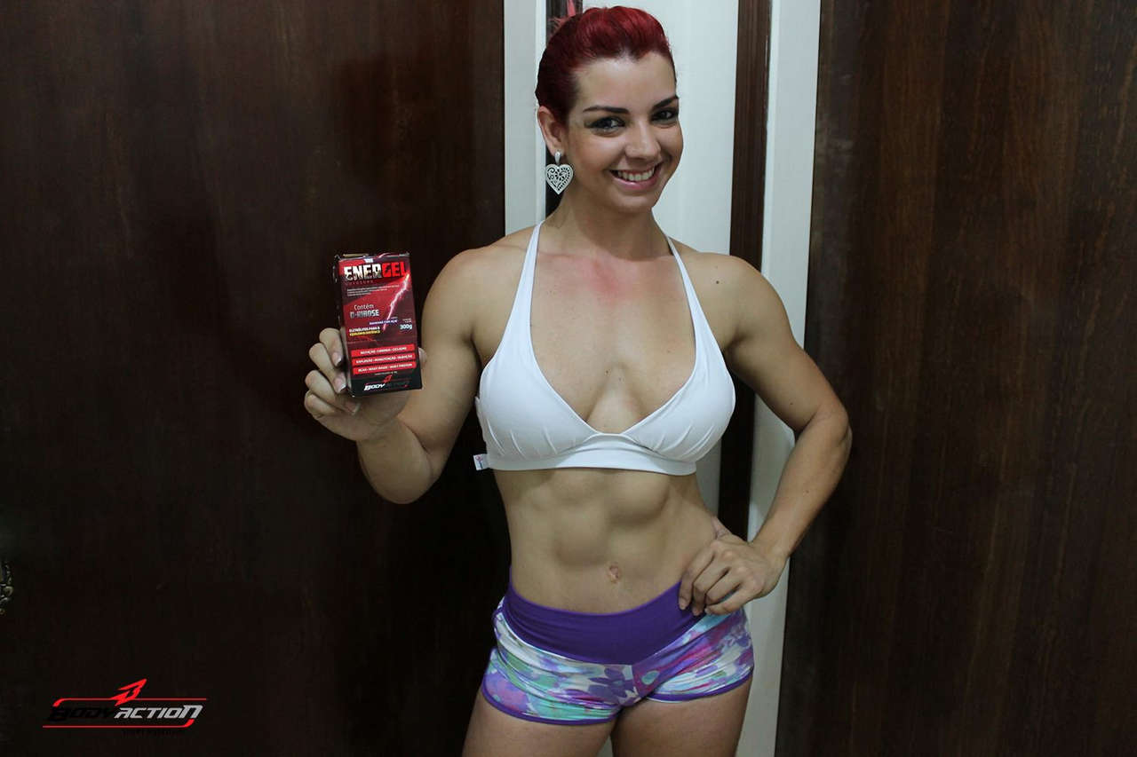 Bianca Ruiva Muscles