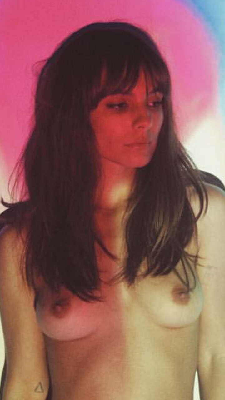 Caitlin Stasey Topless On Instagram NSF