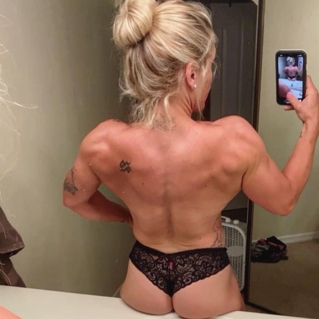 Caitlin Walker Muscles