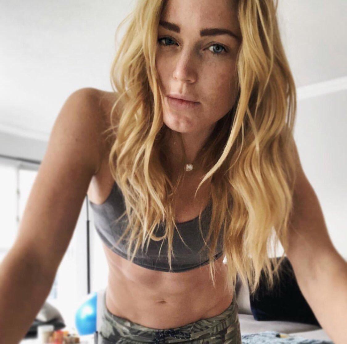 Caity Lotz Abs