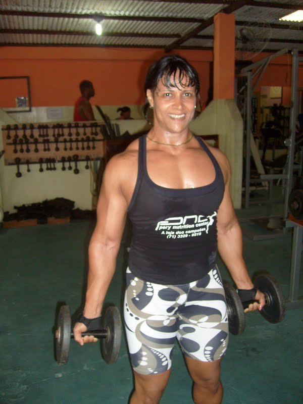 Cari Valeria Muscles