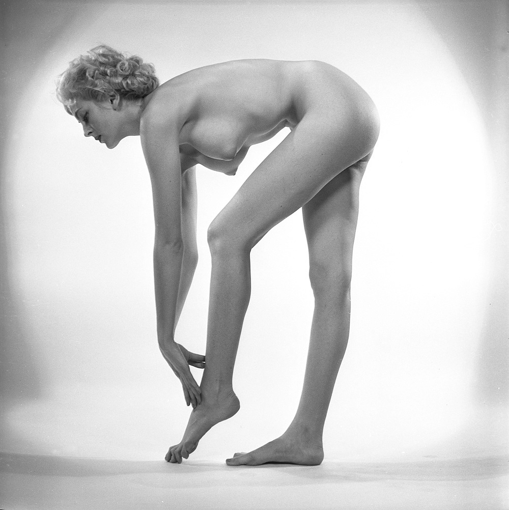 Carmen Dellorefice Nude Shoot For Peter Basch Circa Late 40s NSF