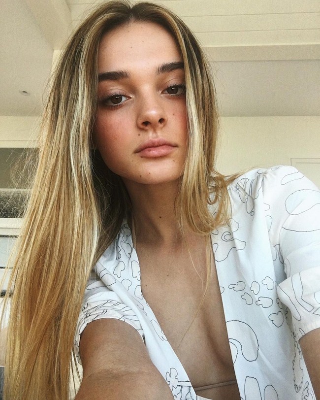 Charlotte Lawrence NSFW