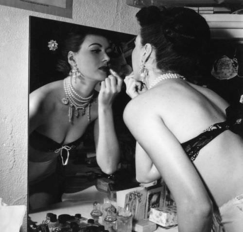 Chorus Girl Backstage At A Burlesque Show Miami 1941 NSF