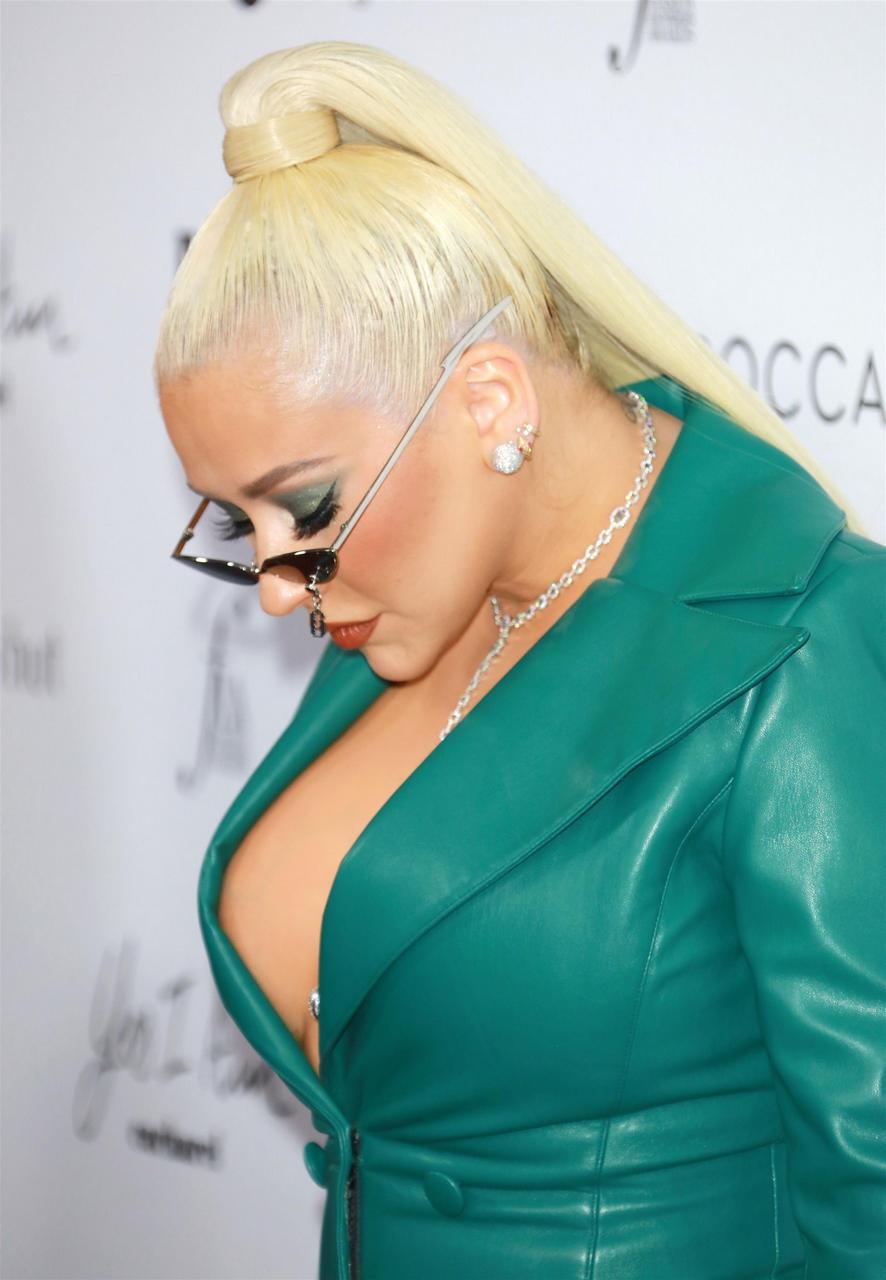 Christina Aguilera Is Checking Her Cleavage NSFW