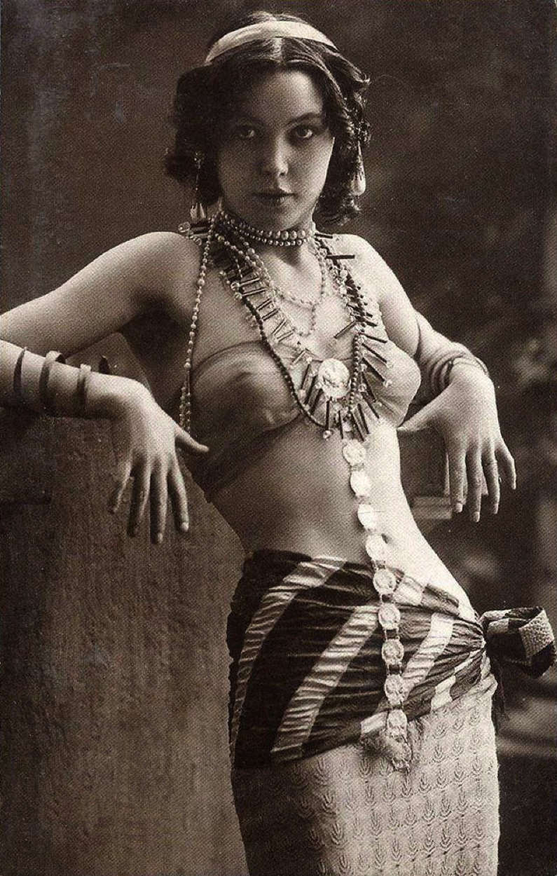 Circus Performer Zelda Boden C 1914 NSF