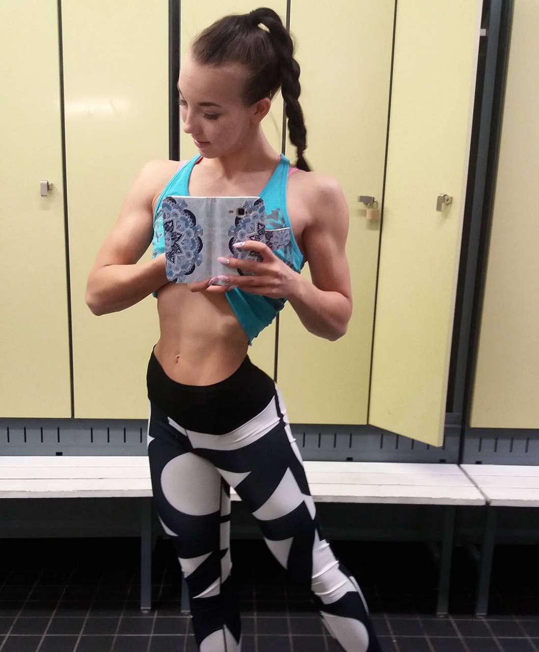 Clarissa Pajukoski Muscles