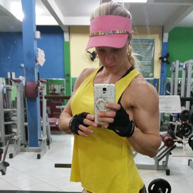 Claudia Galhoti Muscles