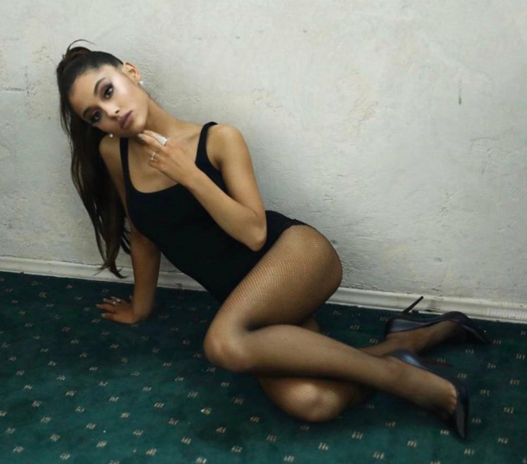 Cuck Me With Ariana Grande