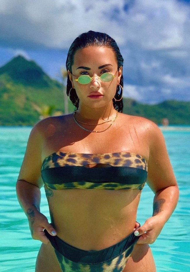 Demi Lovato NSFW