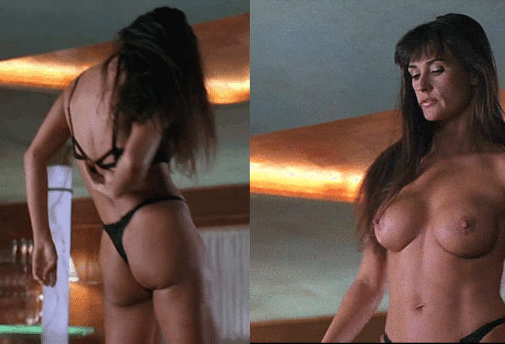 Demi Moore Striptease Big Tits