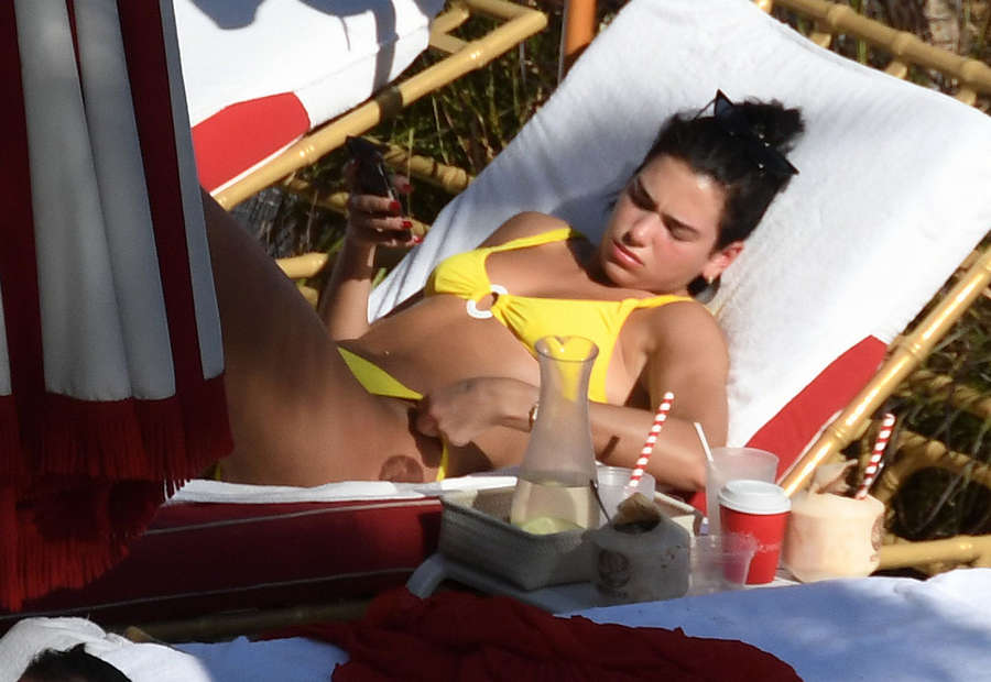 Dua Lipa NSFW