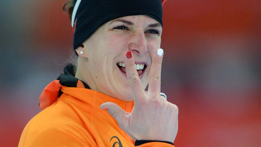 Dutch Speed Skater Ireen Wuest Celebrating Her Win On The 3000