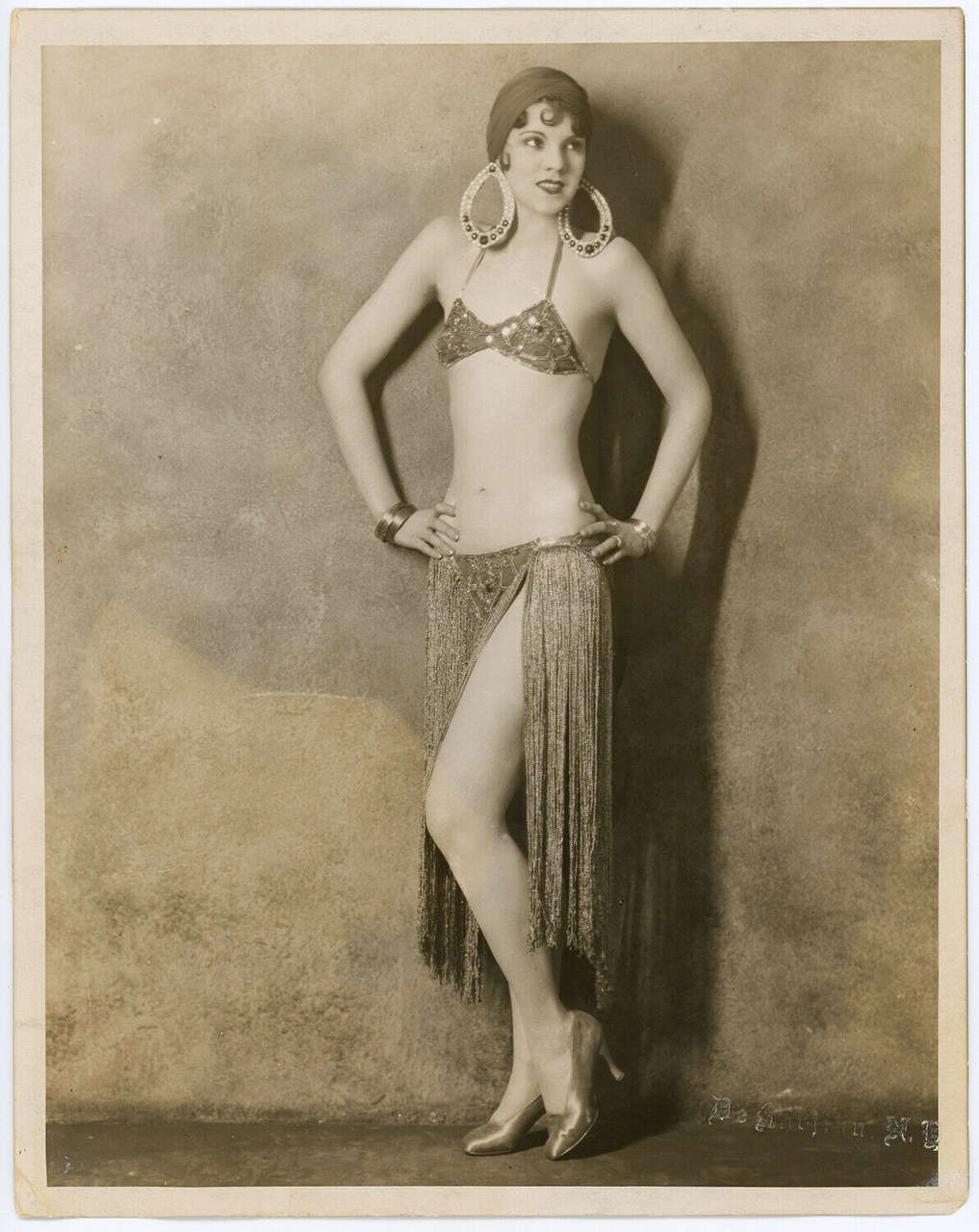 Eileen Wenzel Showgirl From Earl Carrolls Vanities 1920s NSF