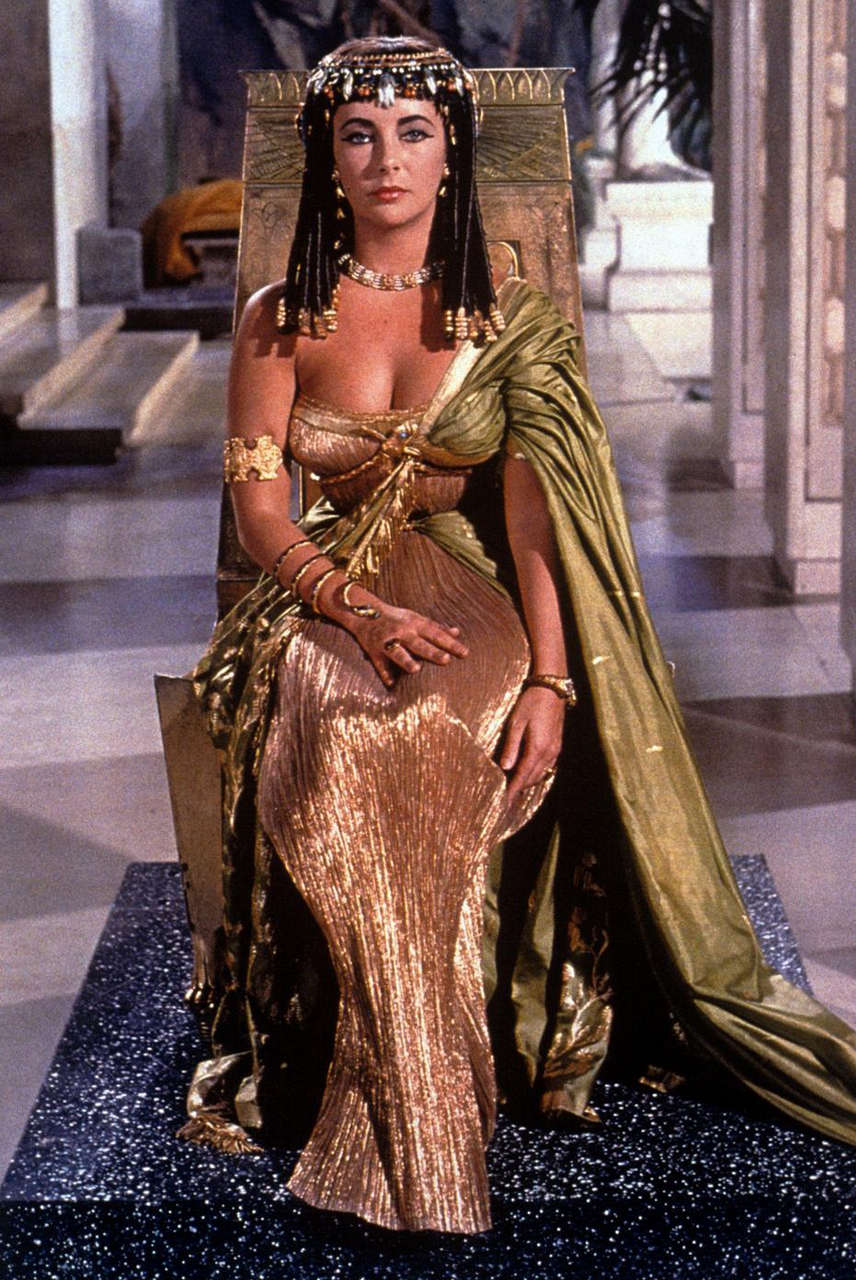 Elizabeth Taylor As Cleopatra 1963 NSF