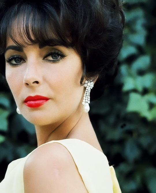 Elizabeth Taylor Photographed By Mark Shaw 1961 At About Age 29 NSF