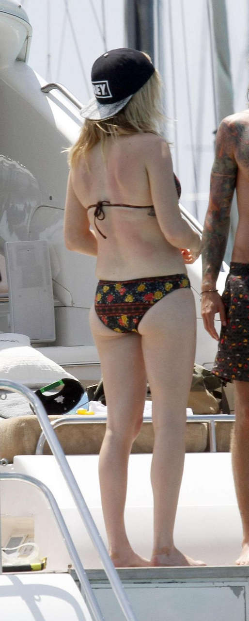 Ellie Goulding Ass