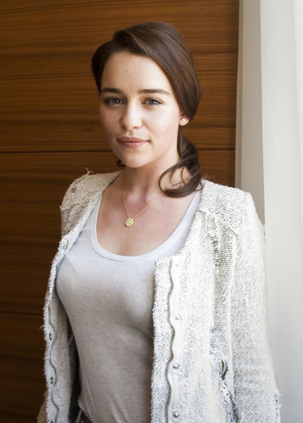 Emilia Clarke Nsfw Photos