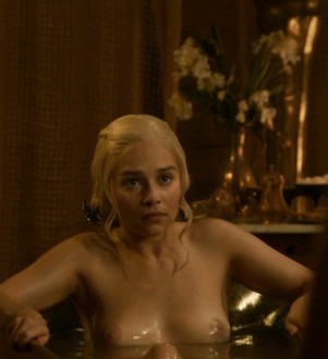 Emilia Clarke Such Perfect Boobs So Plump NSFW