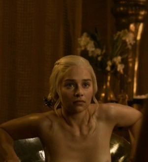 Emilia Clarke Such Perfect Boobs So Plump NSFW