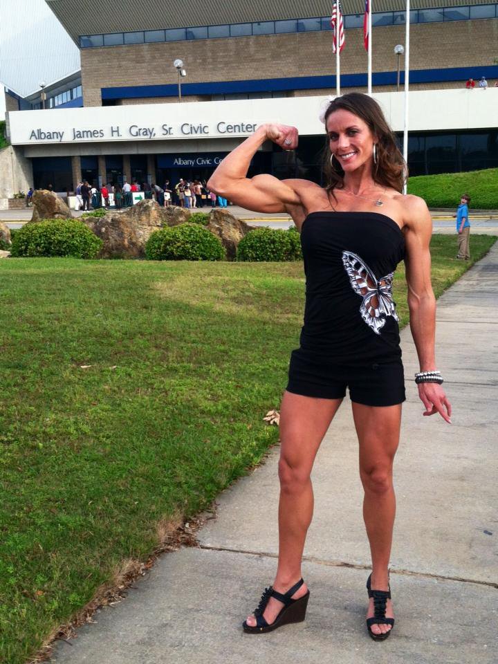 Emily Ingram Muscles