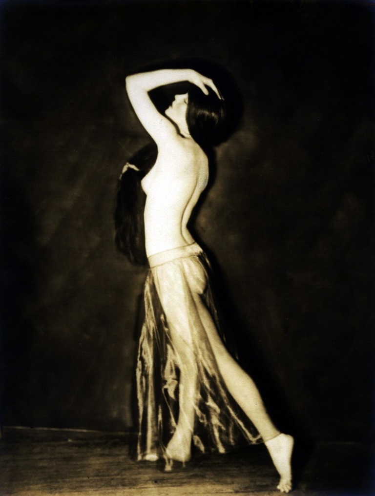 Evan Burrows Fontaine Photographed By Alfred Cheney Johnston 1920 NSF