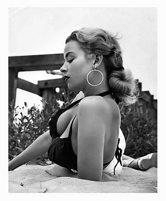 Eve Meyer Photographed By Russ Meyer 1955 NSF